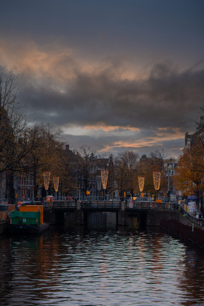 canal amsterdam