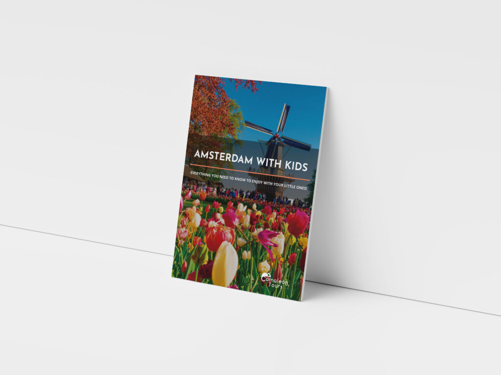 Cover of the free guide Amsterdam with Kids with family-friendly itineraries